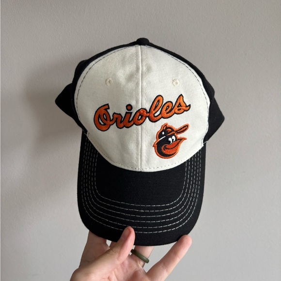 Orioles Black and White Baseball Cap - Picture 1 of 2